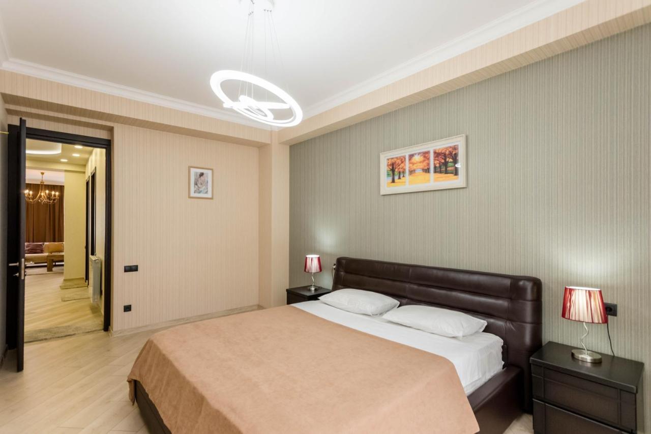 Apartment Rustaveli Iii
